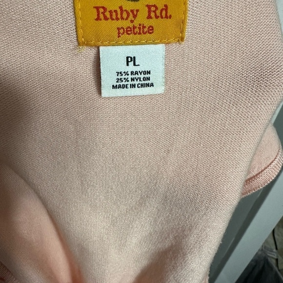 Ruby Road Pink Tank with Rose Detail Size PL - Picture 4 of 6